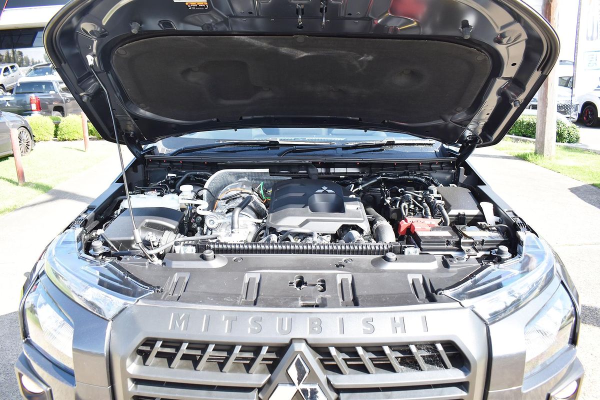 2024 Mitsubishi Triton GLX MV 4X4
