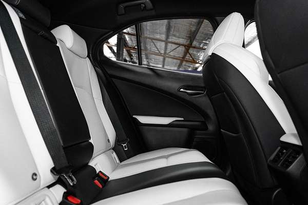 2023 Lexus UX UX200 F Sport MZAA10R
