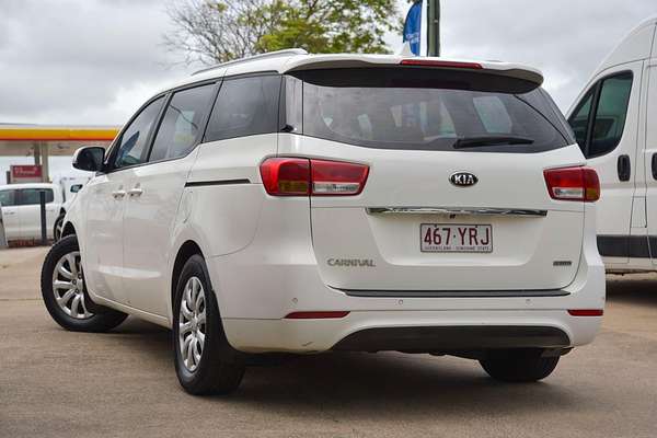 2016 Kia Carnival S YP