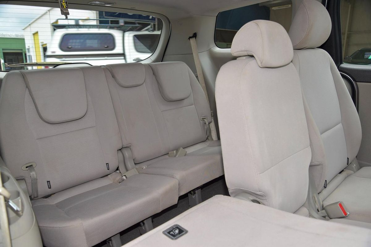 2016 Kia Carnival S YP