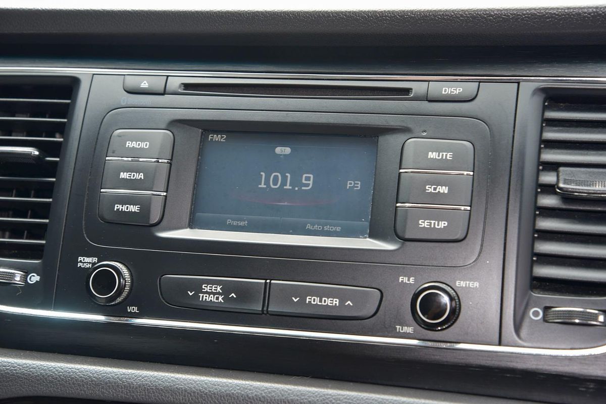 2016 Kia Carnival S YP