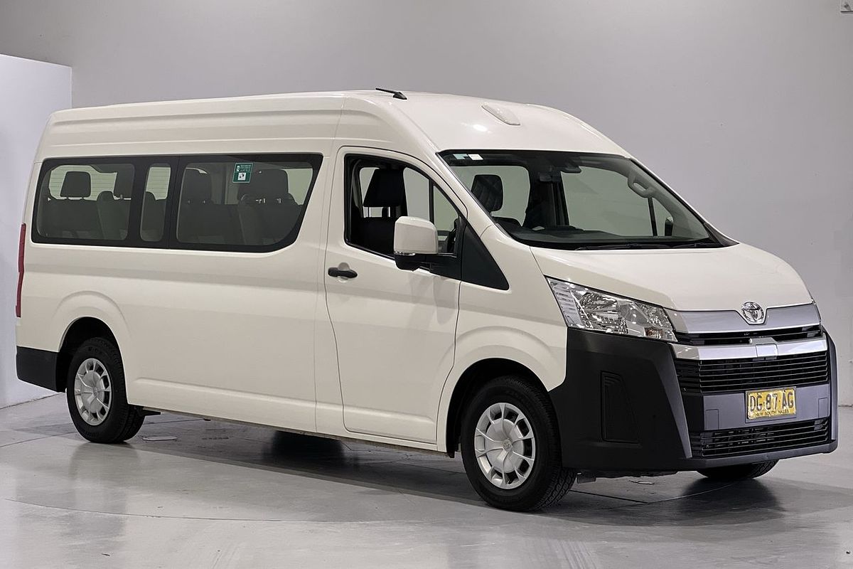 2022 Toyota Hiace Commuter GDH322R