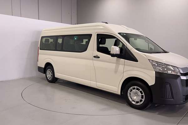 2022 Toyota Hiace Commuter GDH322R