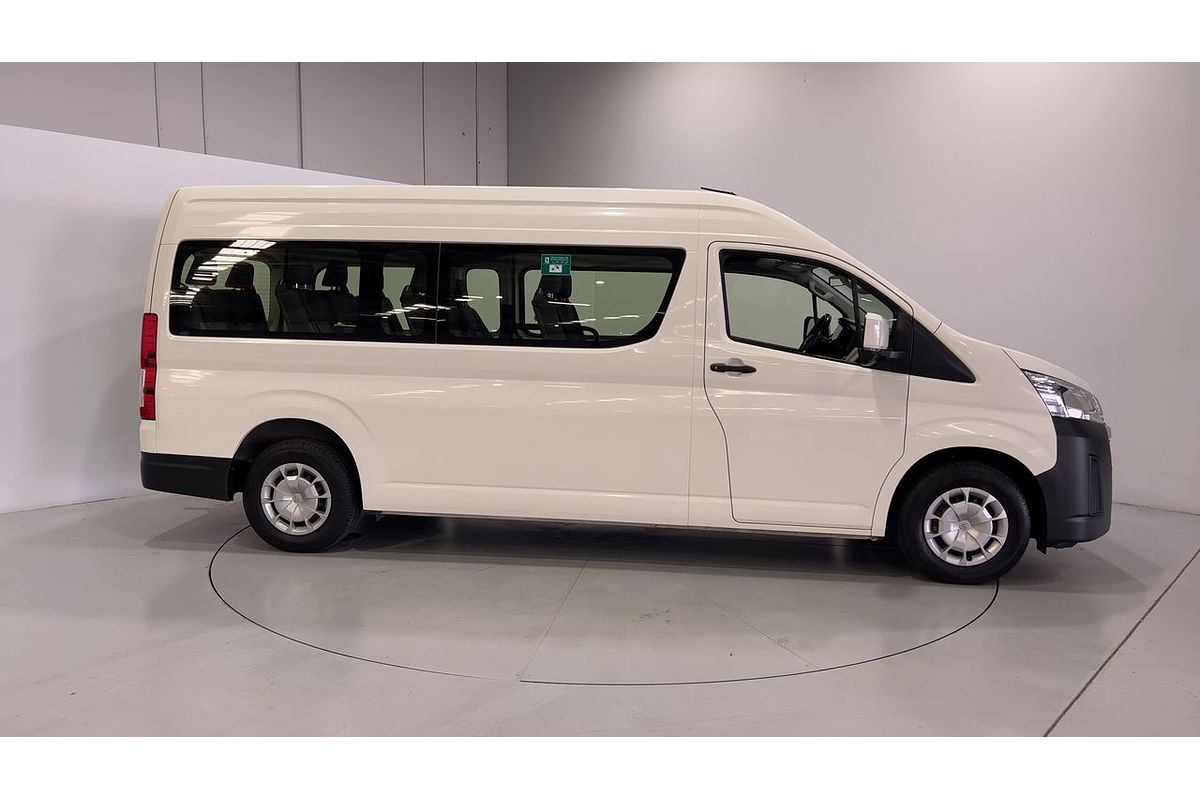 2022 Toyota Hiace Commuter GDH322R