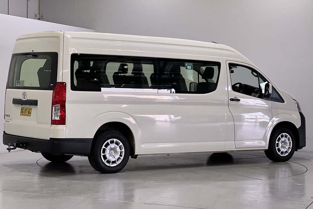 2022 Toyota Hiace Commuter GDH322R