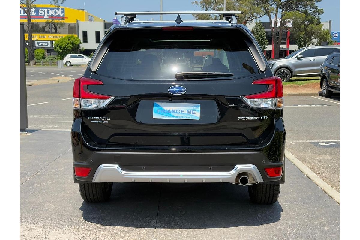 2022 Subaru Forester 2.5i-S S5