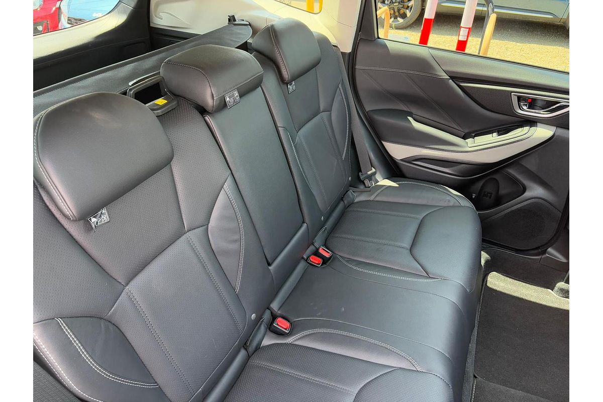 2022 Subaru Forester 2.5i-S S5