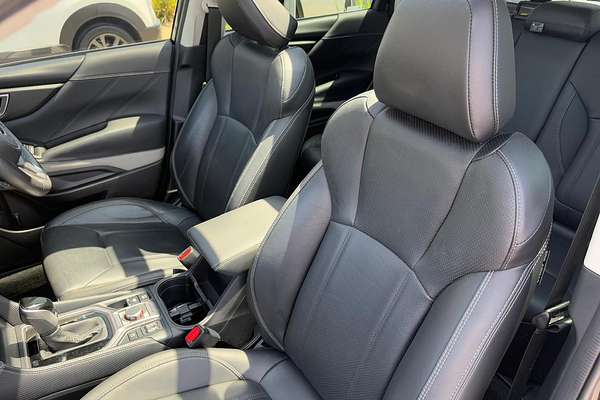 2022 Subaru Forester 2.5i-S S5