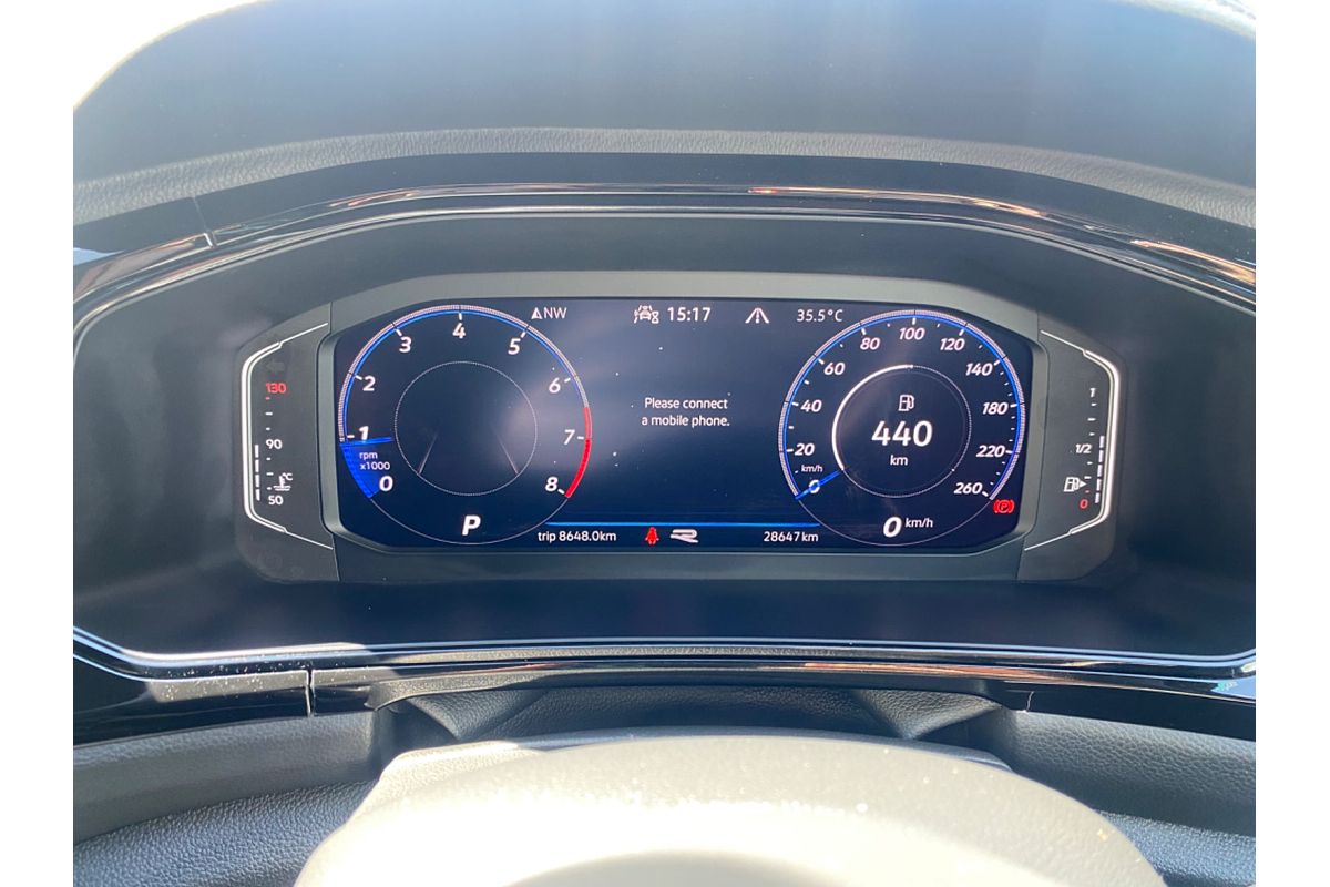2023 Volkswagen T-Roc 140TSI R-Line D11