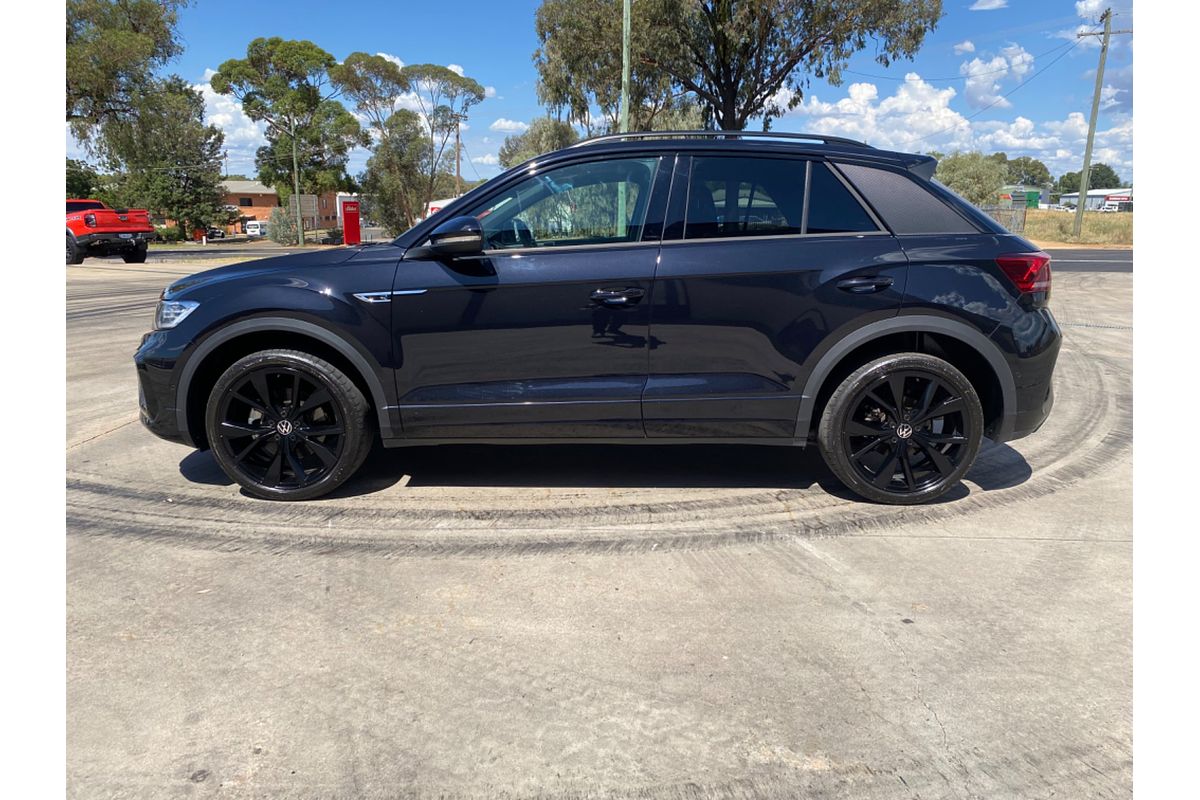 2023 Volkswagen T-Roc 140TSI R-Line D11