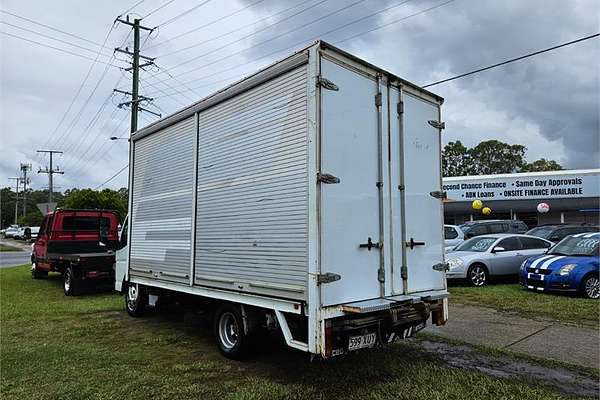 2014 Mitsubishi Canter