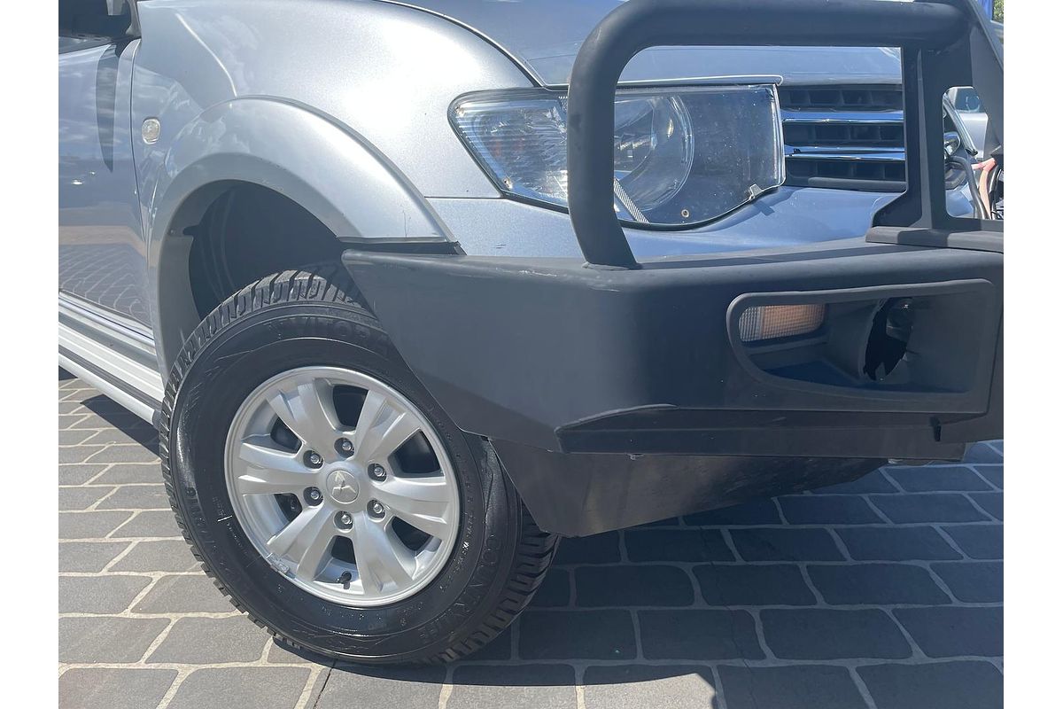 2014 Mitsubishi Triton GLX MN 4X4