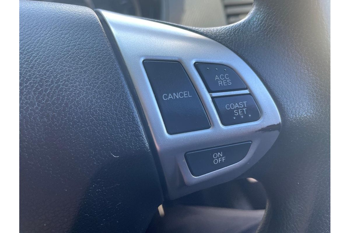 2014 Mitsubishi Triton GLX MN 4X4