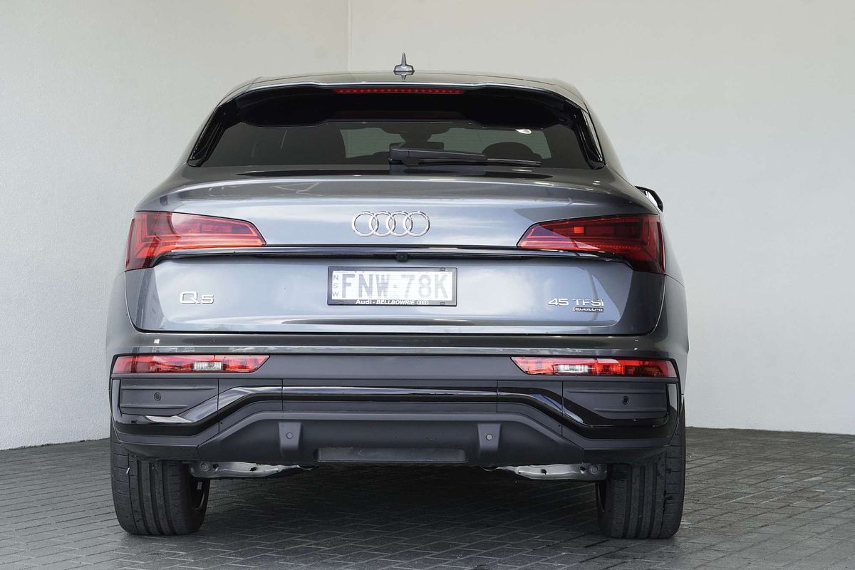 2024 Audi Q5 45 TFSI S Line FY