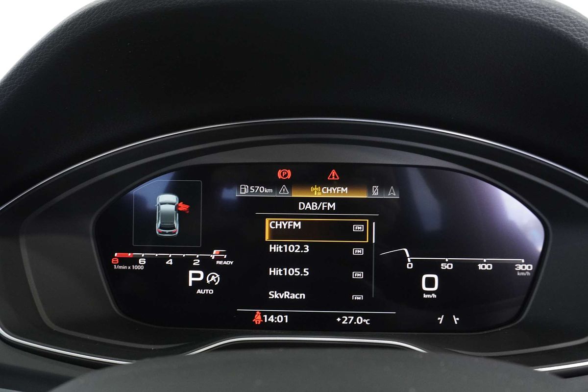 2024 Audi Q5 45 TFSI S Line FY