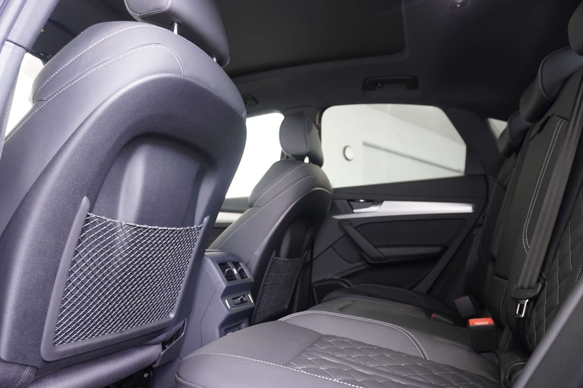 2024 Audi Q5 45 TFSI S Line FY