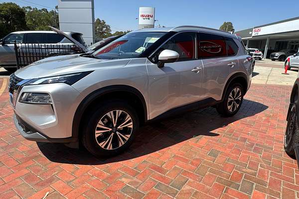 2024 Nissan X-TRAIL ST-L T33