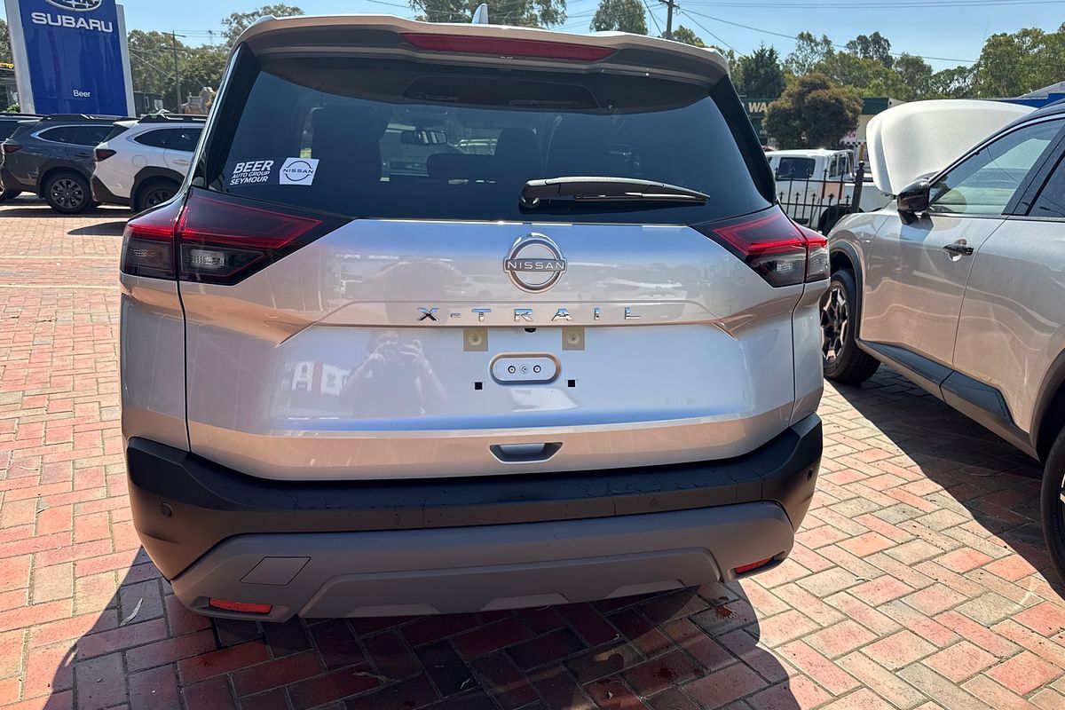 2024 Nissan X-TRAIL ST-L T33