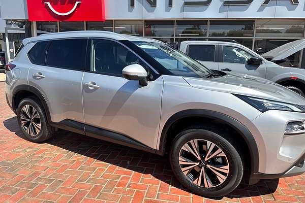 2024 Nissan X-TRAIL ST-L T33