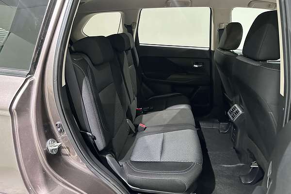 2018 Mitsubishi Outlander ES ZL