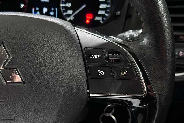 2018 Mitsubishi Outlander ES ZL