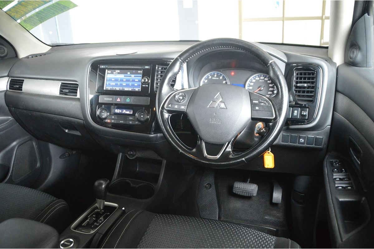 2015 Mitsubishi Outlander LS ZK