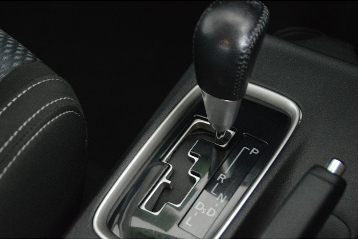 2015 Mitsubishi Outlander LS ZK