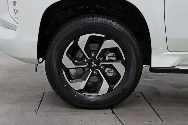 2024 Mitsubishi Pajero Sport GLS QG