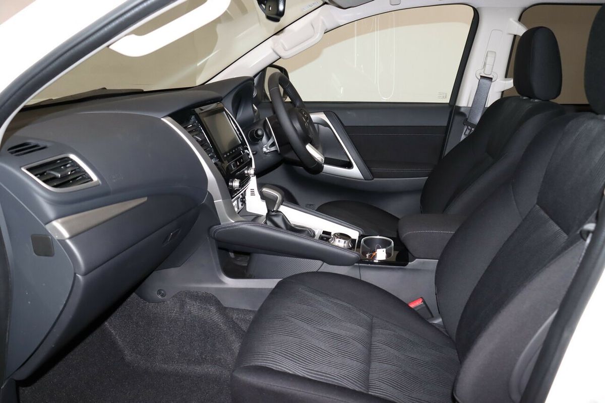 2024 Mitsubishi Pajero Sport GLS QG
