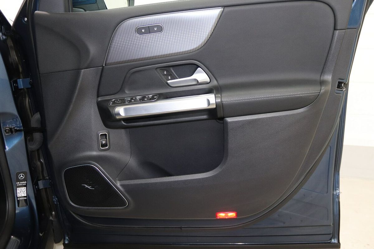 2022 Mercedes-Benz EQB EQB250 X243