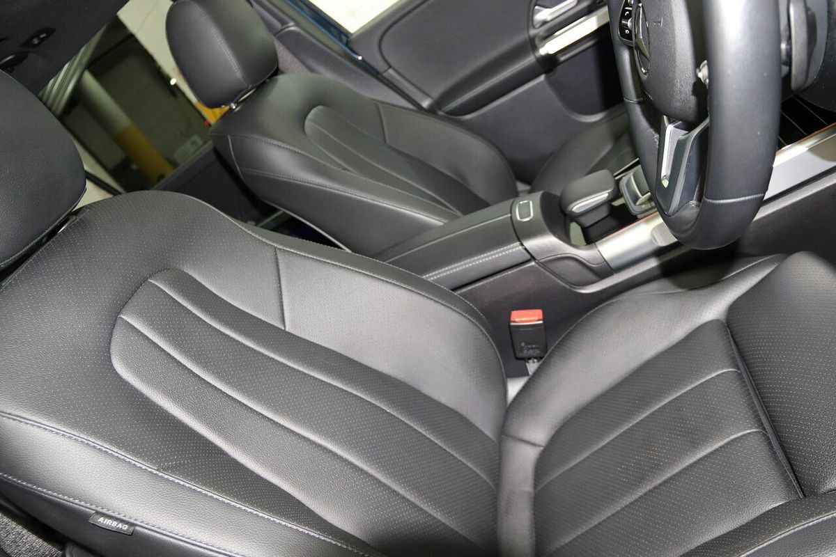 2022 Mercedes-Benz EQB EQB250 X243