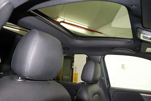 2022 Mercedes-Benz EQB EQB250 X243