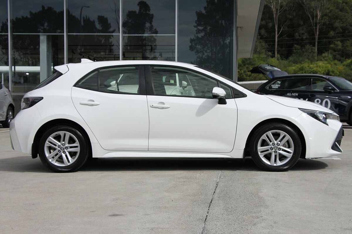 2021 Toyota Corolla Ascent Sport MZEA12R