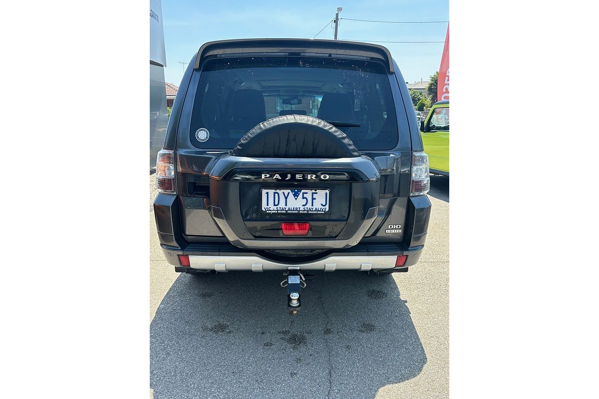 2014 Mitsubishi Pajero Exceed NX