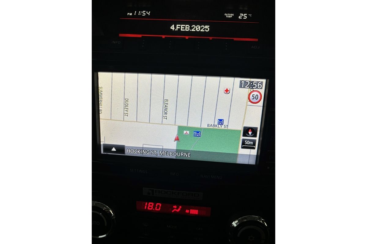2014 Mitsubishi Pajero Exceed NX