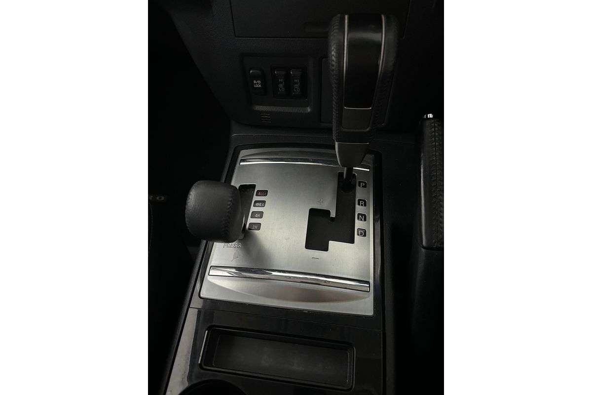 2014 Mitsubishi Pajero Exceed NX