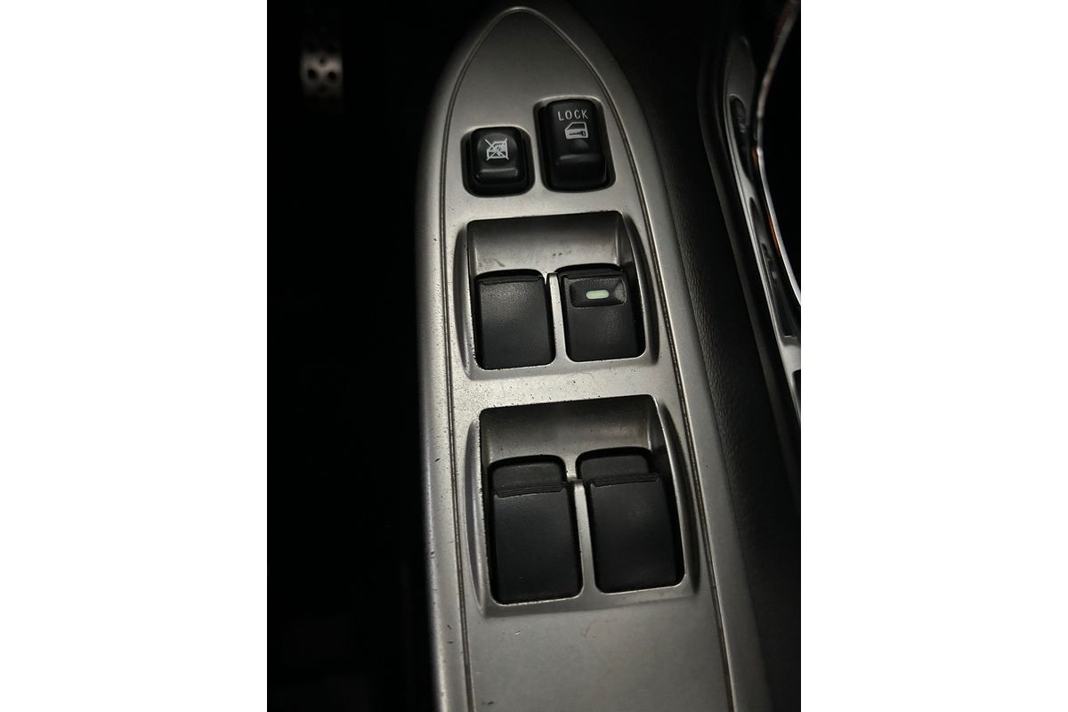 2014 Mitsubishi Pajero Exceed NX