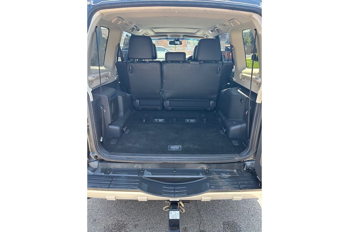 2014 Mitsubishi Pajero Exceed NX