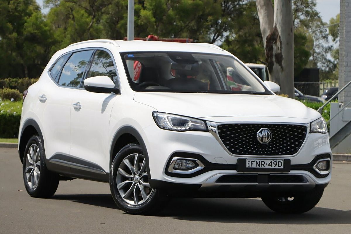 2022 MG HS Vibe SAS23