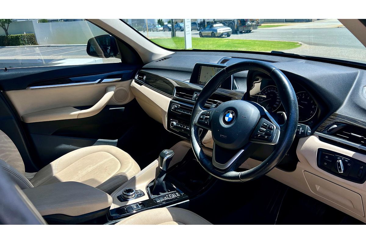 2017 BMW X1 sDrive20i F48