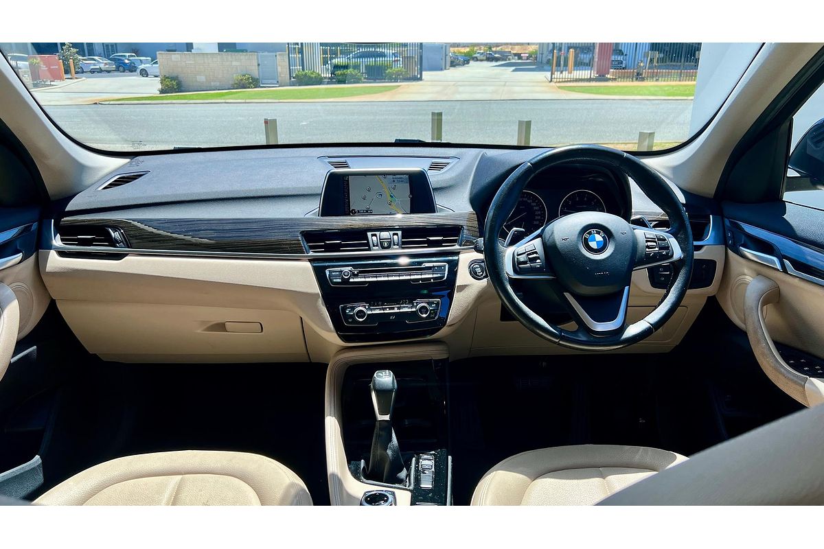 2017 BMW X1 sDrive20i F48