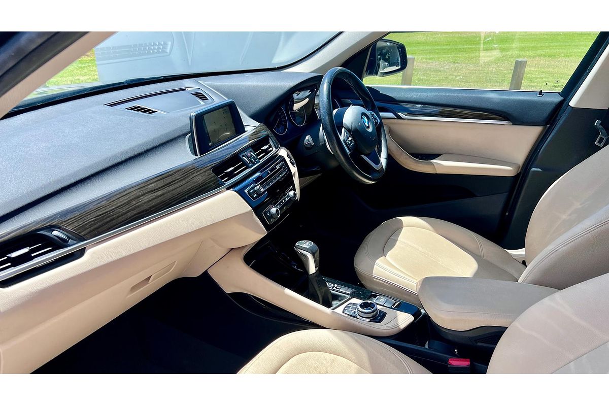 2017 BMW X1 sDrive20i F48