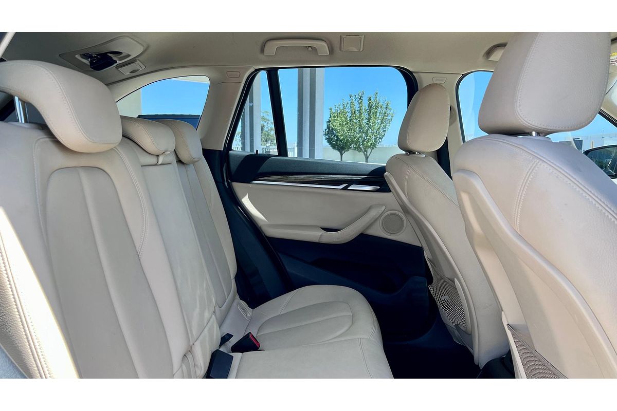 2017 BMW X1 sDrive20i F48