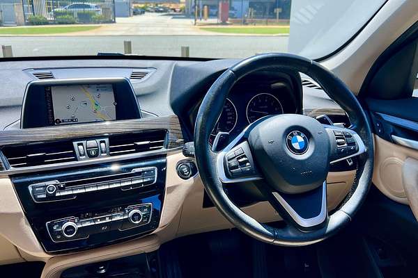 2017 BMW X1 sDrive20i F48