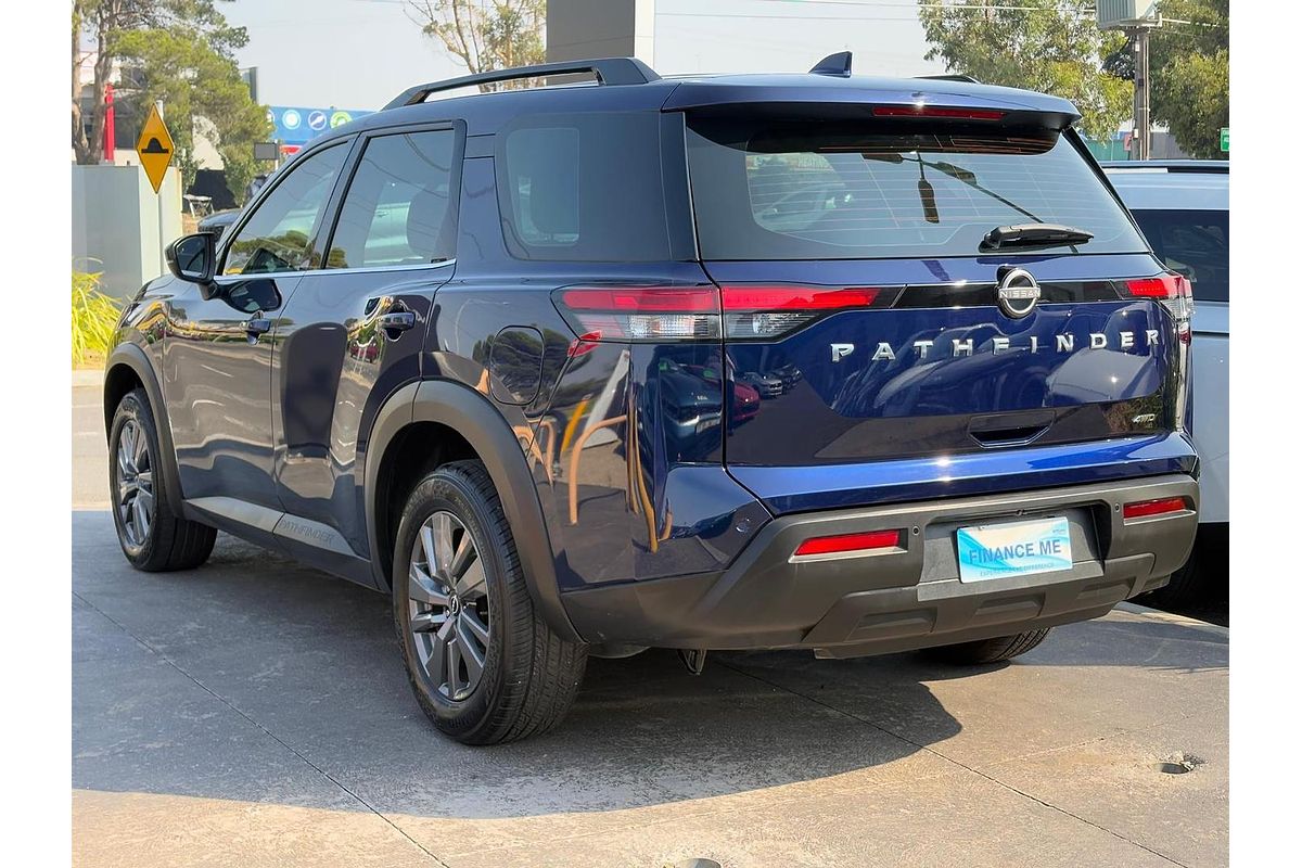 2022 Nissan Pathfinder ST R53