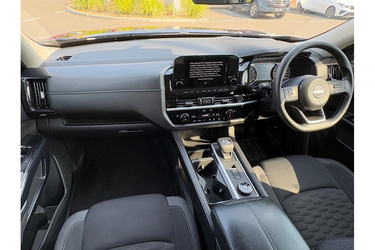 2022 Nissan Pathfinder ST R53