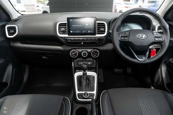 2025 Hyundai Venue Active QX.V5