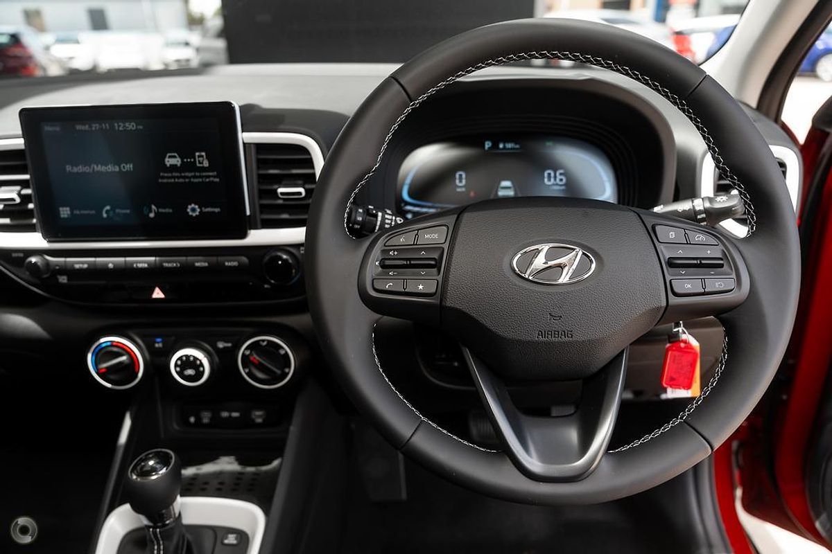 2025 Hyundai Venue Active QX.V5
