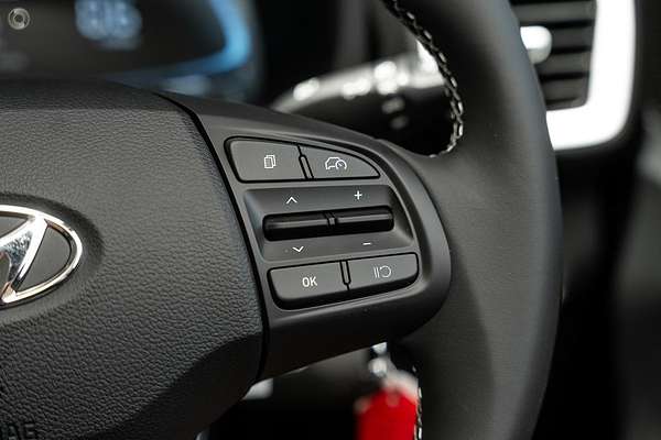 2025 Hyundai Venue Active QX.V5
