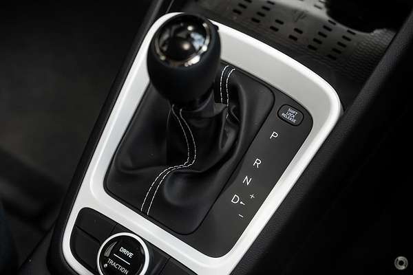 2025 Hyundai Venue Active QX.V5